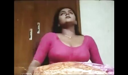 दो हिंदी फिल्म सेक्सी एचडी में सुंदर महिलाओं के एक मुर्गा की आवश्यकता है